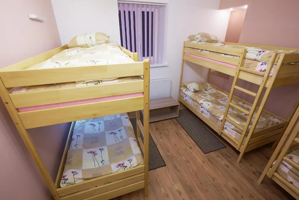 Apart Comfort Plus Hostel Λβιβ