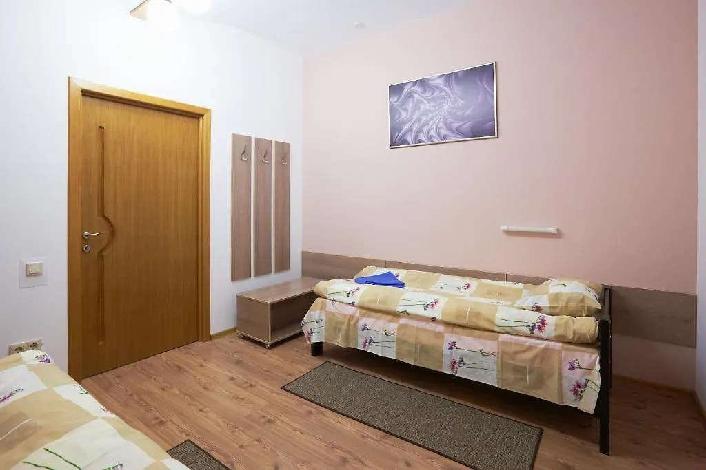Apart Comfort Plus Hostel Λβιβ